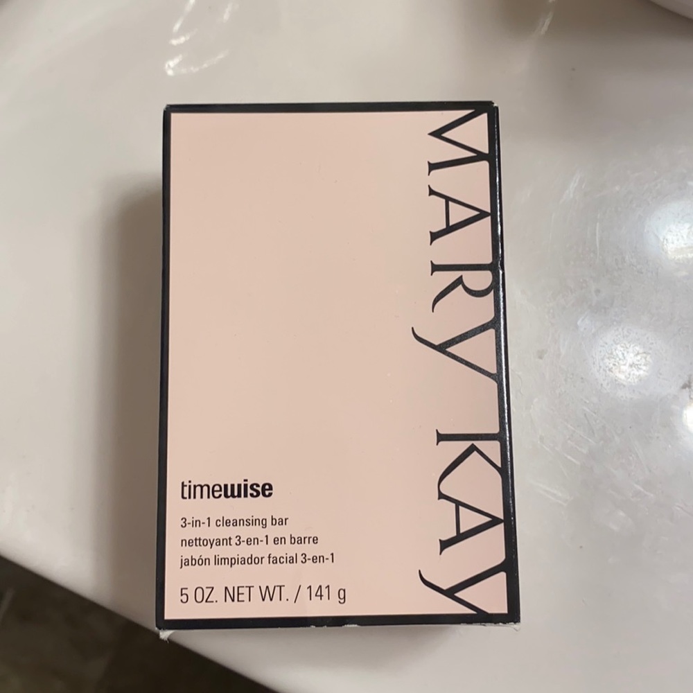 Mary Kay timewise 3-in-1 cleansing bar